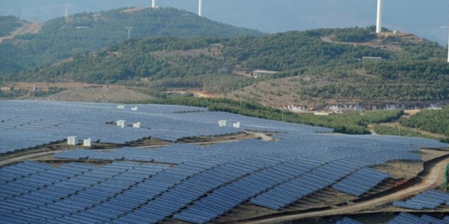 Iniciativa Cinturão e Rota da China instala 128 GW com impacto crescente em energias renováveis